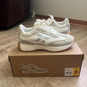 Steve Madden Women's Sneakers in Cream and Silver